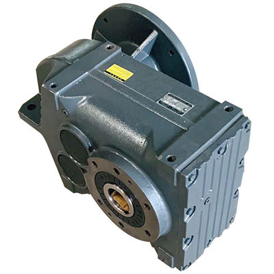 300N.M Parallel Shaft Helical Gear Reducer HT250 لخط إنتاج إعادة تدوير المعادن